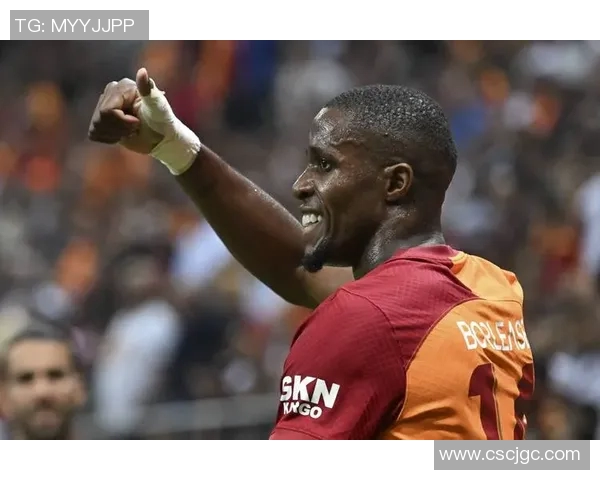 西甲球队欲挖角英超金靴，转会传闻引发热议